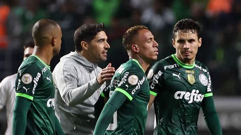 Palmeiras subestima peso da arquibancada ao isentar Breno Lopes após