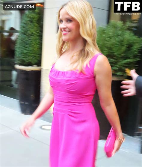 Reese Witherspoon Sexy Seen Flaunting Her Hot Cleavage In Pink At The Where The Crawdads Sing
