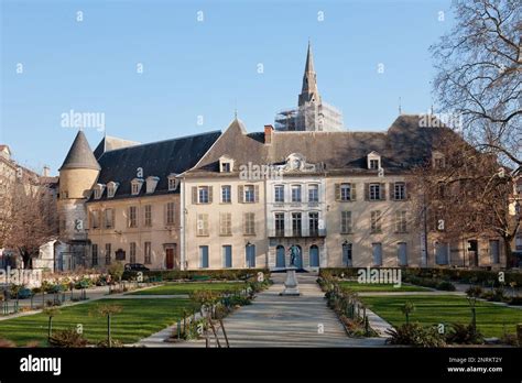 Old town of Grenoble, French Alps, France Stock Photo - Alamy