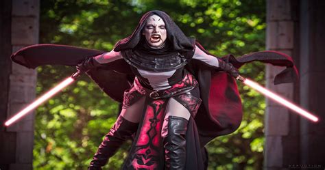 Star Wars: 10 Absolutely Incredible Asajj Ventress Cosplay