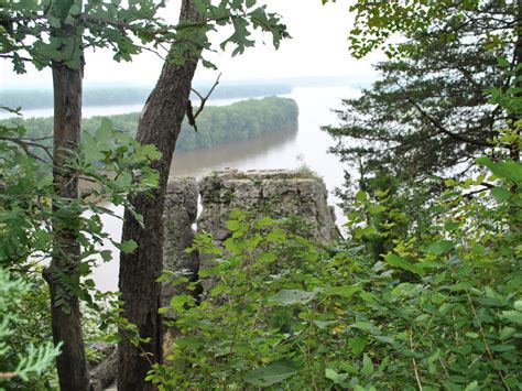 Mississippi Palisades State Park, an Illinois State Park located near ...