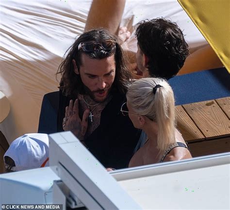 Pete Wicks Puts On A Very Cosy Display With Bikini Clad Danielle Harold