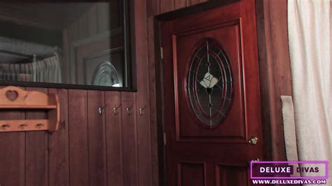 DELUXEDIVAS Internet Chat Turns Real When Dude Shows Up To Nail Hot Brunette