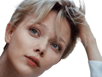 Sticker De Dark 63 Sur Ivanna Sakhno Femme Blonde Ukrainienne Slave Yeux Bleus