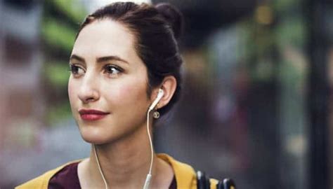 10 Best Cheap In-Ear Headphones [ 2024 Review ] - MC