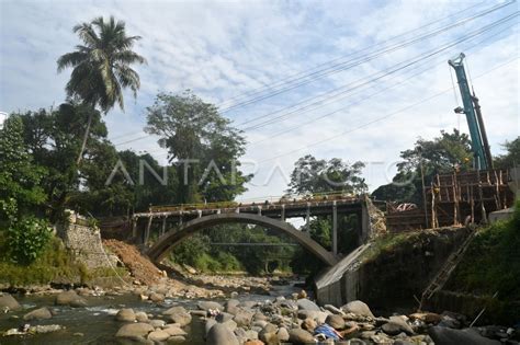 Progres Pembangunan Jembatan Otista Di Bogor ANTARA Foto