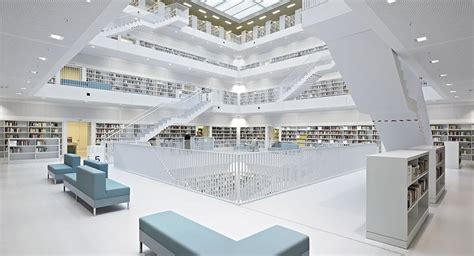 Stuttgart City Library | Totems