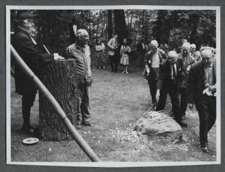 History 08.07 (Spring 2020): The Indian Symbol at Dartmouth: A Story of ...