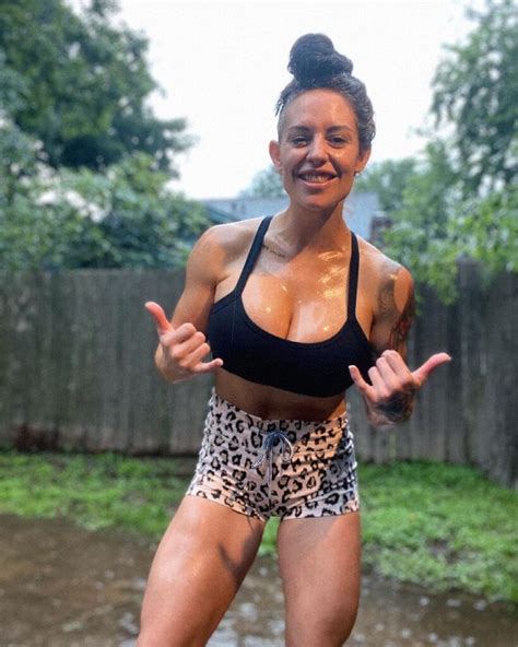 Ex WWE Diva Kaitlyn Raises Temperature In Latest Bikini Photos