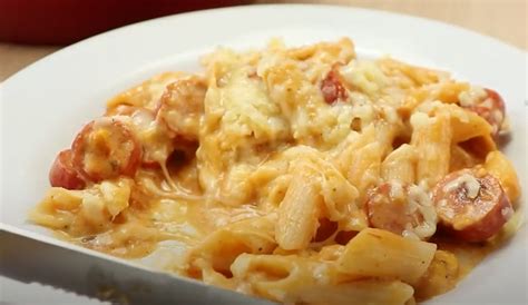 Receita F Cil E R Pida De Macarr O Salsicha Cremoso Um Prato