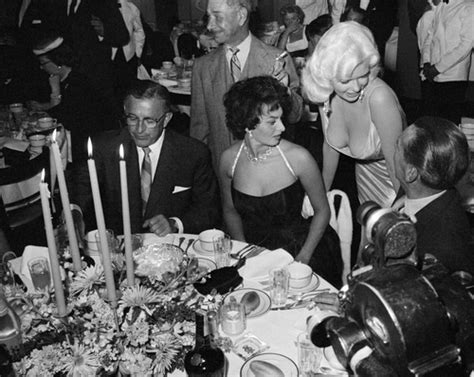 Jayne Mansfield Sophia Loren Jayne Mansfield Und Sophia Loren Bei | Images and Photos finder