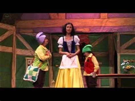 Белоснежка и 7 гномов - YouTube