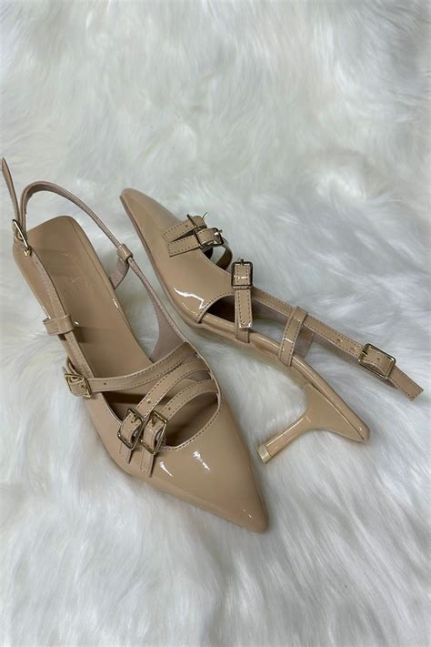 İmerShoes Günlük Kadın Nude Rugan Tokalı Ayarlanabilir Kemerli Sivri Burunlu Ince Topuk Ayakkabı