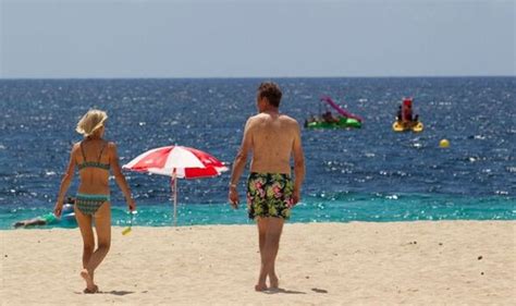 Pregnant Boob Job Mum Will Give Up Smoking If NHS Pays UK News Express Co Uk