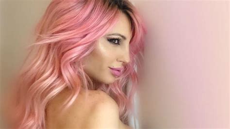 Las Fotos Hot De Vicky Xipolitakis En Su Cama