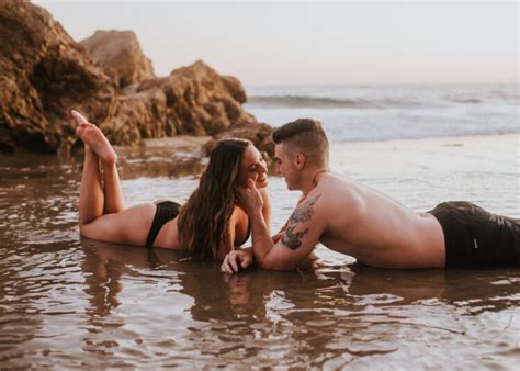 9 Hot Sexy Christina Wilson Bikini Pics