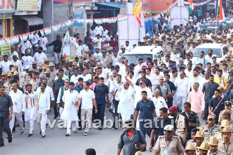 Rahul Gandhi Siddaramaiah Lead Bharat Jodo Yatra In Mysuru