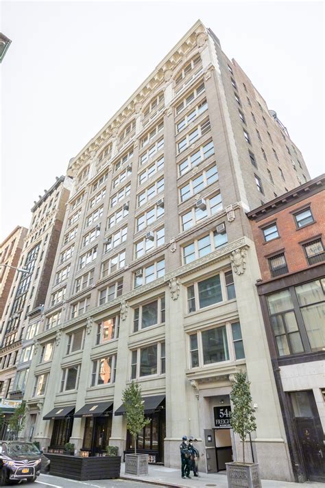 54 West 21st Street New York Ny Commercial Space For Rent Vts