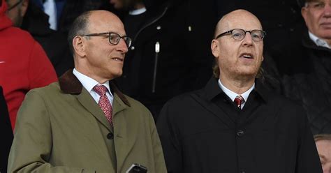 glazer family set  psm dividends  united teamtalk