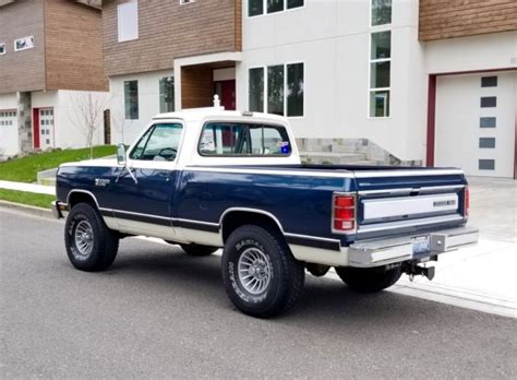 1987 Dodge Power Ram Le 150 Custom Royalse 4x4 Short Bed V8 Super Rare