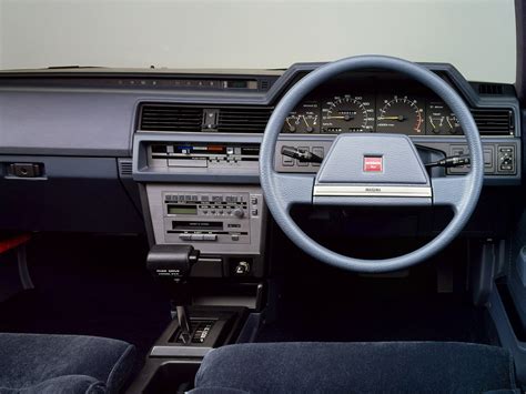 NISSAN Bluebird Sedan Specs & Photos - 1986, 1987, 1988, 1989, 1990 ...