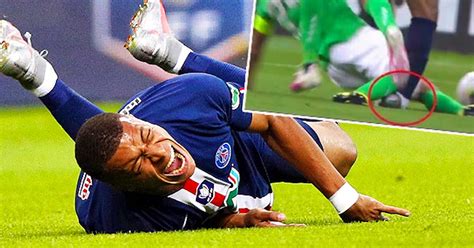 Ça A Craqué Quand Même Horrible Blessure Pour Mbappé Le Psg Sacré