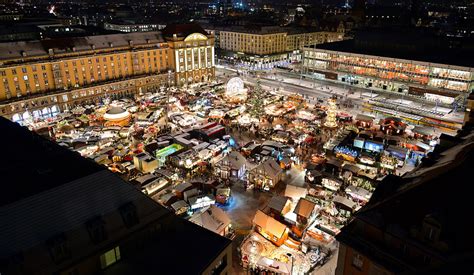 Striezelmarkt Dresden by Jan Lehmann / 500px