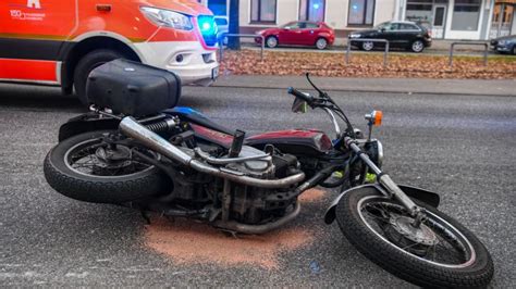 Motorradfahrer Bei Unfall In Hamburg Schwer Verletzt SHZ