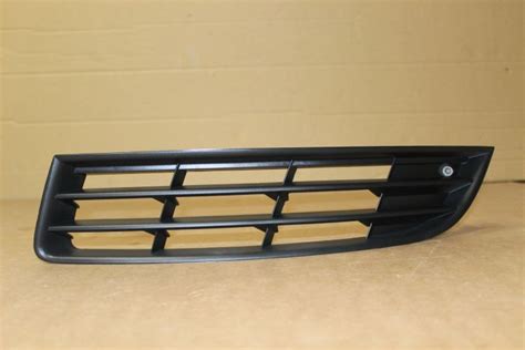 Vw Passat B6 Front Left Bumper Grille 3c0853665b 9b9 New Genuine Vw Part Deutsche Parts