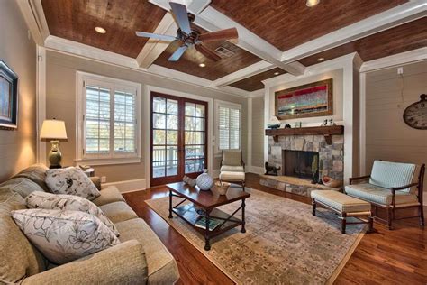 Gorgeous Living Room In A Townhouse Located In The Peninsula At Lake