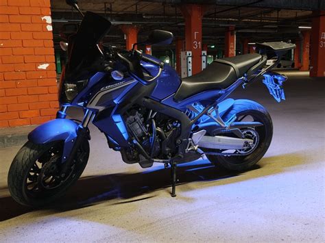 Купить б у Honda CB 650F инжектор 6 передач в Казани синий naked bike 2014 года по цене 730 000