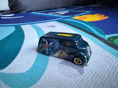 Hot Wheels Deco Delivery Disney Premium Hobbies Toys Toys Games On Carousell