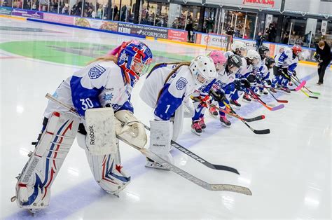 Iihf Gallery Global Girls Game