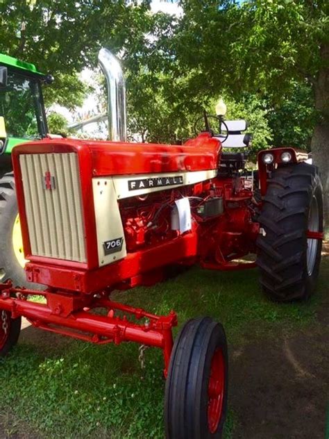 Ih 706 International Harvester Tractors International Tractors