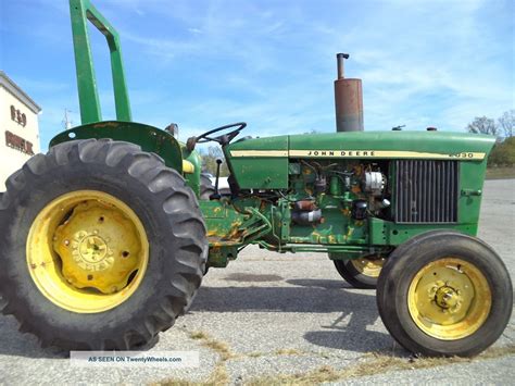 John Deere 2030 Utility Tractor