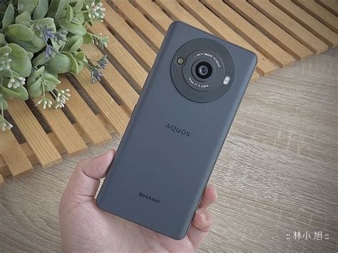 Sharp Aquos R7s Ponsel Flagship Dengan Layar IGZO Super Keren Pukau