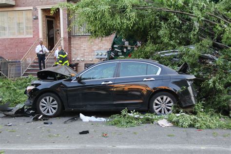 Garbage Truck Plows Into Nine Cars In Bensonhurst Driver Arrested For