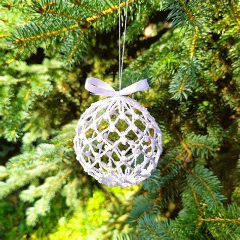 How to crochet Christmas balls ornaments easy - Crochet lace | Inspire ...