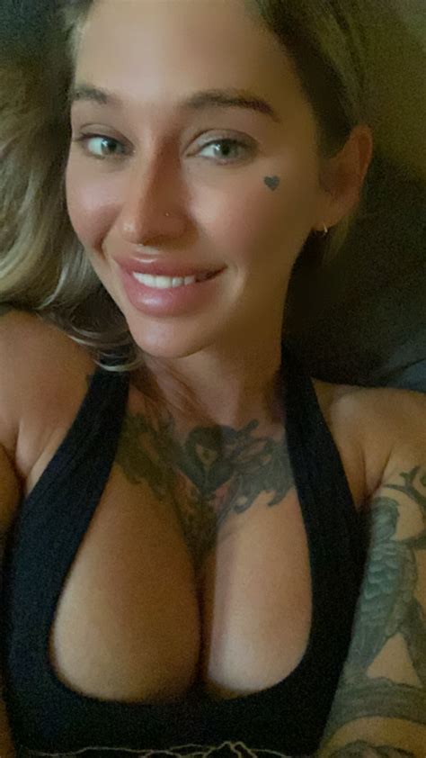 Tw Pornstars Kleio Valentien Twitter I Want To Show You Something