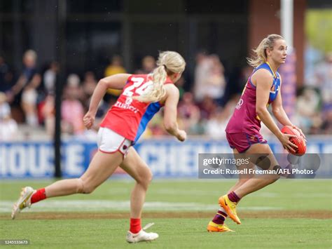 Natalie Grider Of The Lions In Action During The 2022 Aflw Season 7