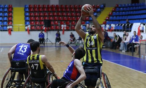 1907 FENERBAHÇE ENGELLİ YILDIZLAR TEKERLEKLİ SANDALYE BASKETBOL SÜPER