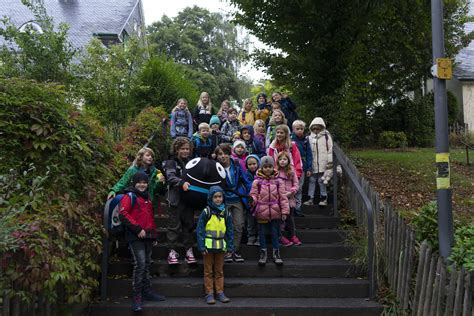 Mit dem Fußbus ge h meinsam zur Schule Wuppertal