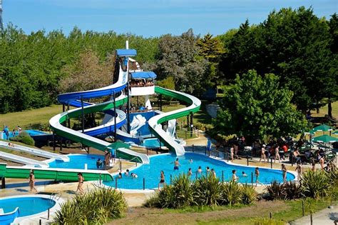 Para Disfrutar En Familia Aqu Est N Estos Son Los Parques Tem Ticos