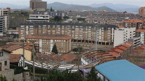 El Fuerte Viento Arranca La Cubierta Del Campo De F Tbol De San Jorge