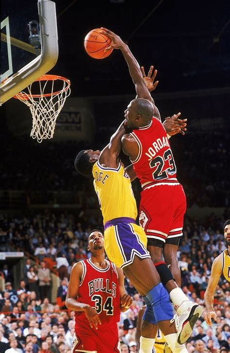 June 12 1991 The Bulls Defeated The Lakers 108 101 To Capture The Nba Finals In Five Games Nb