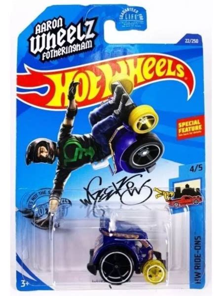 GHF44 Машинка металлическая игрушка Hot Wheels коллекционная модель WHEELIE CHAIR синий купить