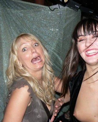 Downblouse Nipple Peeks Porn Pictures XXX Photos Sex Images Page PICTOA