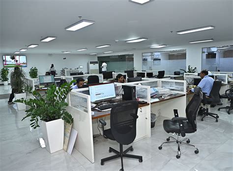choose signmax qatar   corporate office design  furnishing