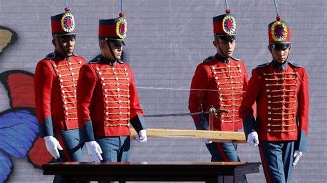 La espada de Bolívar 50 años del robo del símbolo de la libertad de