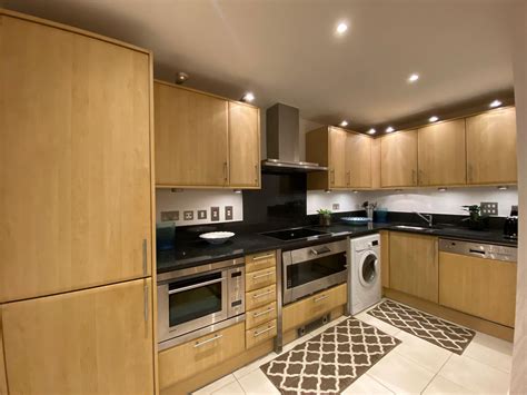 Vauxhall Luxury: 2-Bed Dream Apartment Awaits! - Hotelicity